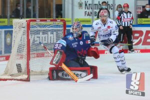 Iserlohn Roosters gegen Schwenninger Wild Wings 18.3.2022