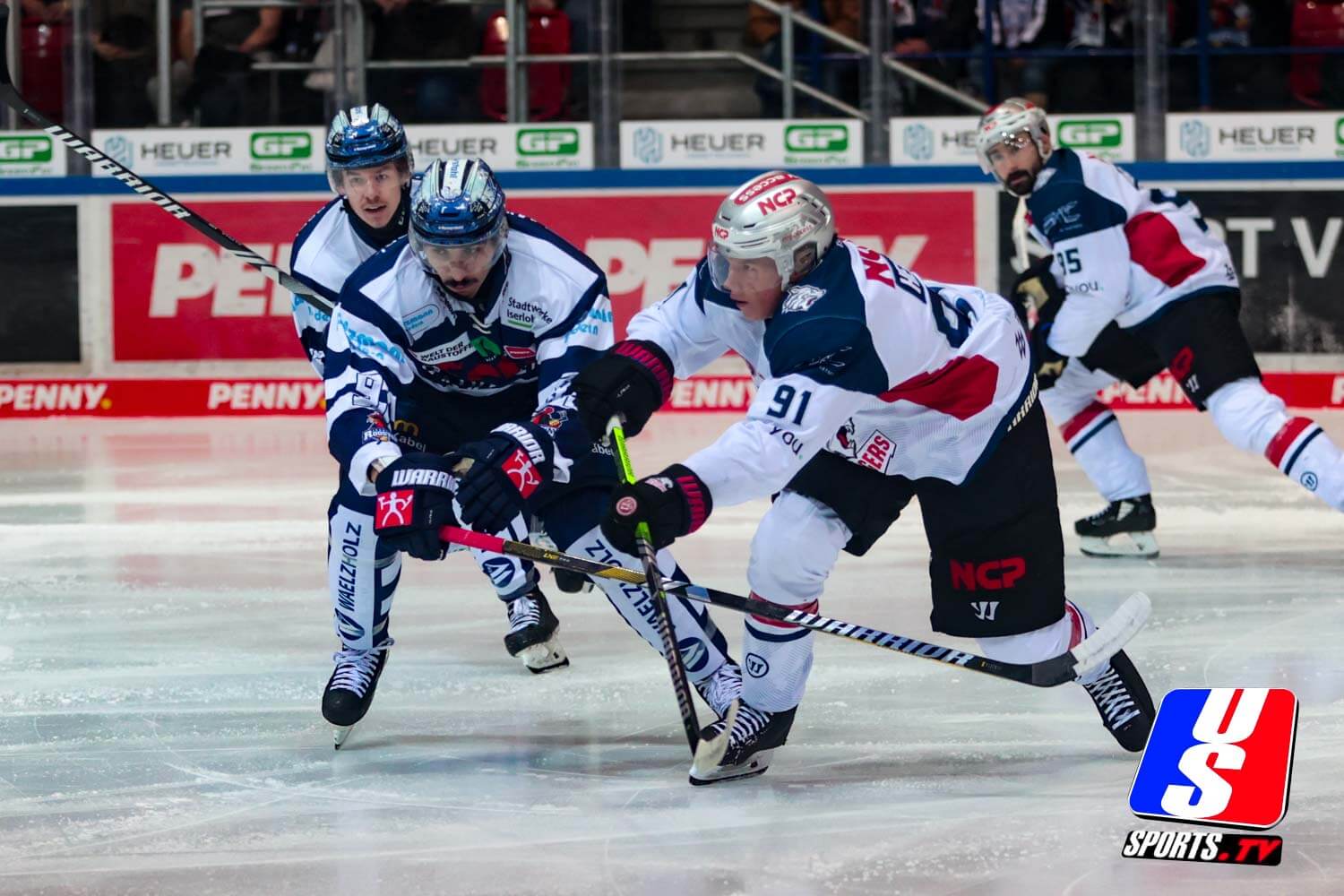 Iserlohn Roosters gegen Nürnberg Ice Tigers am 19.11.2023