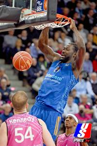 Basketball : Telekom Baskets Bonn - Alba Berlin