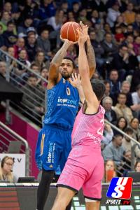 Basketball : Telekom Baskets Bonn - Alba Berlin