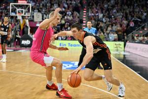 Basketball : Telekom Baskets Bonn-rathiopharm ulm