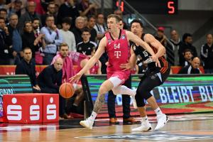 Basketball : Telekom Baskets Bonn-rathiopharm ulm