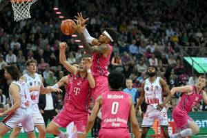 Basketball : Telekom Baskets Bonn - Fit/One Würzburg Baskets