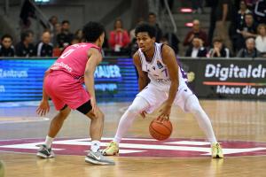 Basketball : Telekom Baskets Bonn -  BG Göttingen