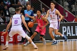 Basketball : Telekom Baskets Bonn -  BG Göttingen