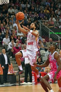 Basketball : Telekom Baskets Bonn - Fitness First Würzburg