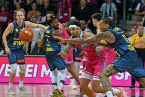 Basketball : Telekom Baskets Bonn - EWE Baskets Oldenburg