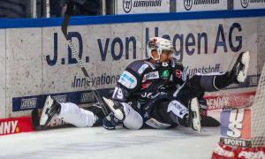 VfL SparkassenStars Bochum gegen ART Giants Düsseldorf