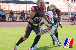 Aaron Jackson (Berlin Thunder, #04) mit dem Ball.